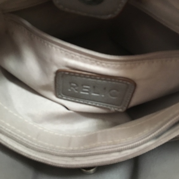 Relic handbag, like new - Picture 3 of 6